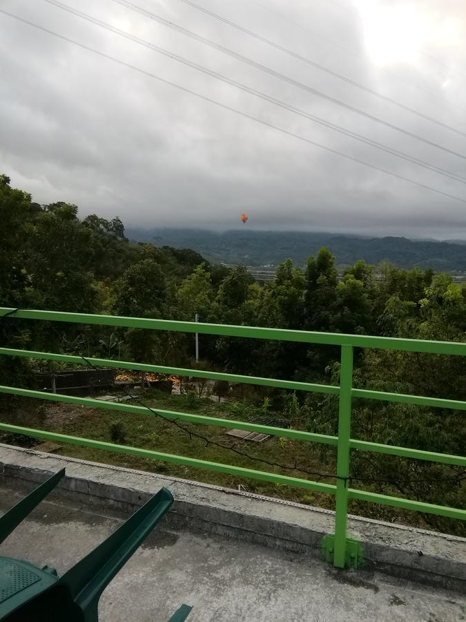 台東民宿 關山桃花心木民宿農場 Guanshan Extérieur photo